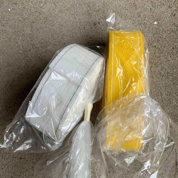 White And Yellow Lawn Furniture Webbing - Picture 4 of 4